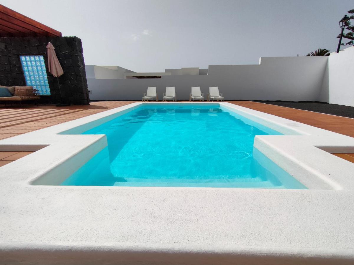 Villa Aroa By Villalia Playa Blanca  Exterior photo